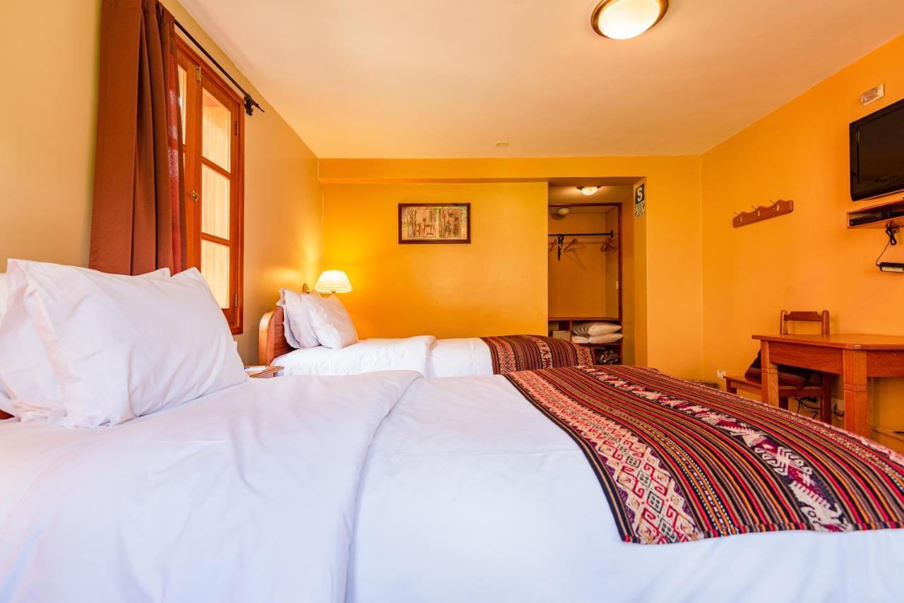 Hotel Pakaritampu Ollantaytambo Buitenkant foto