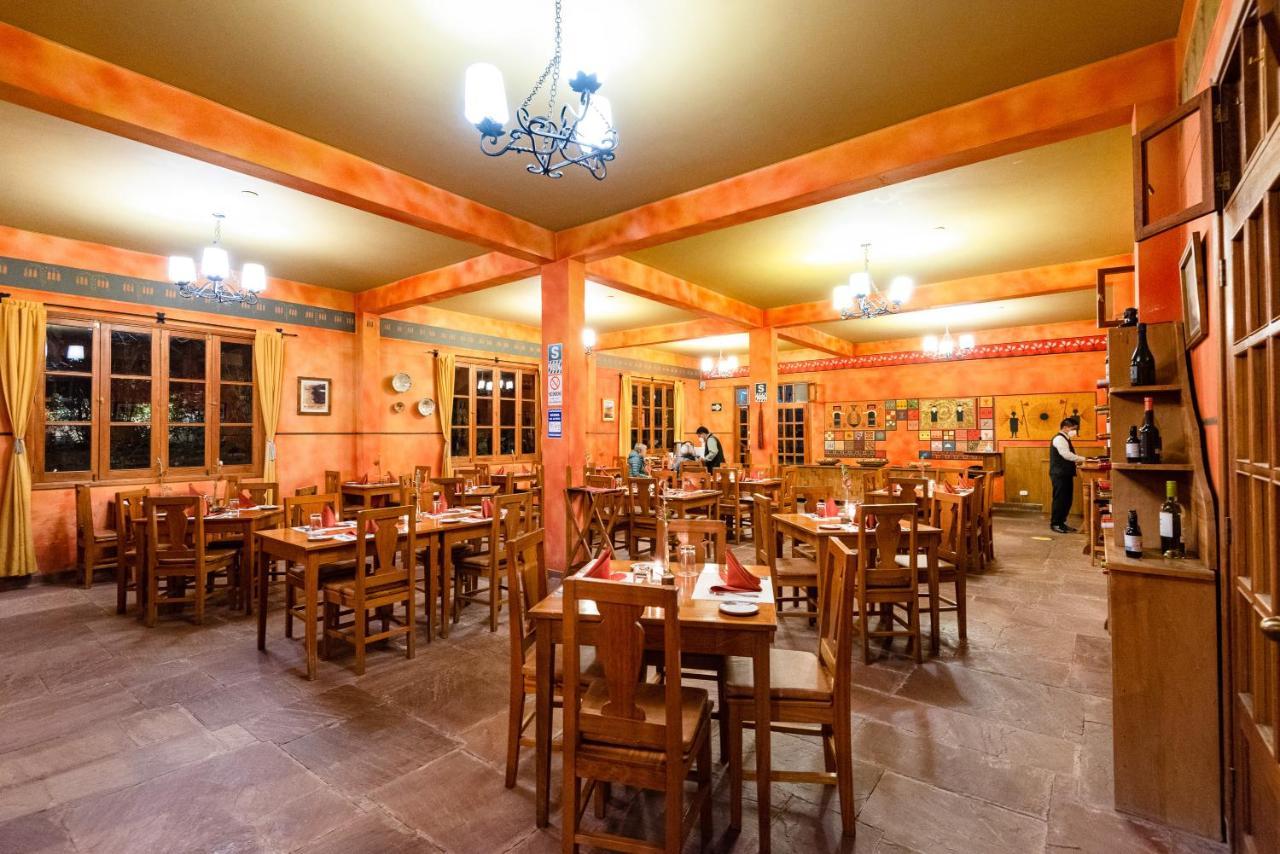 Hotel Pakaritampu Ollantaytambo Buitenkant foto