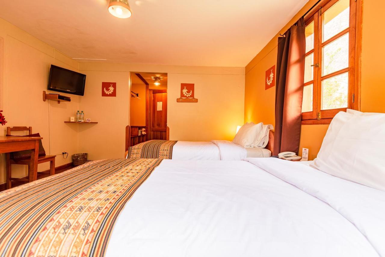 Hotel Pakaritampu Ollantaytambo Buitenkant foto