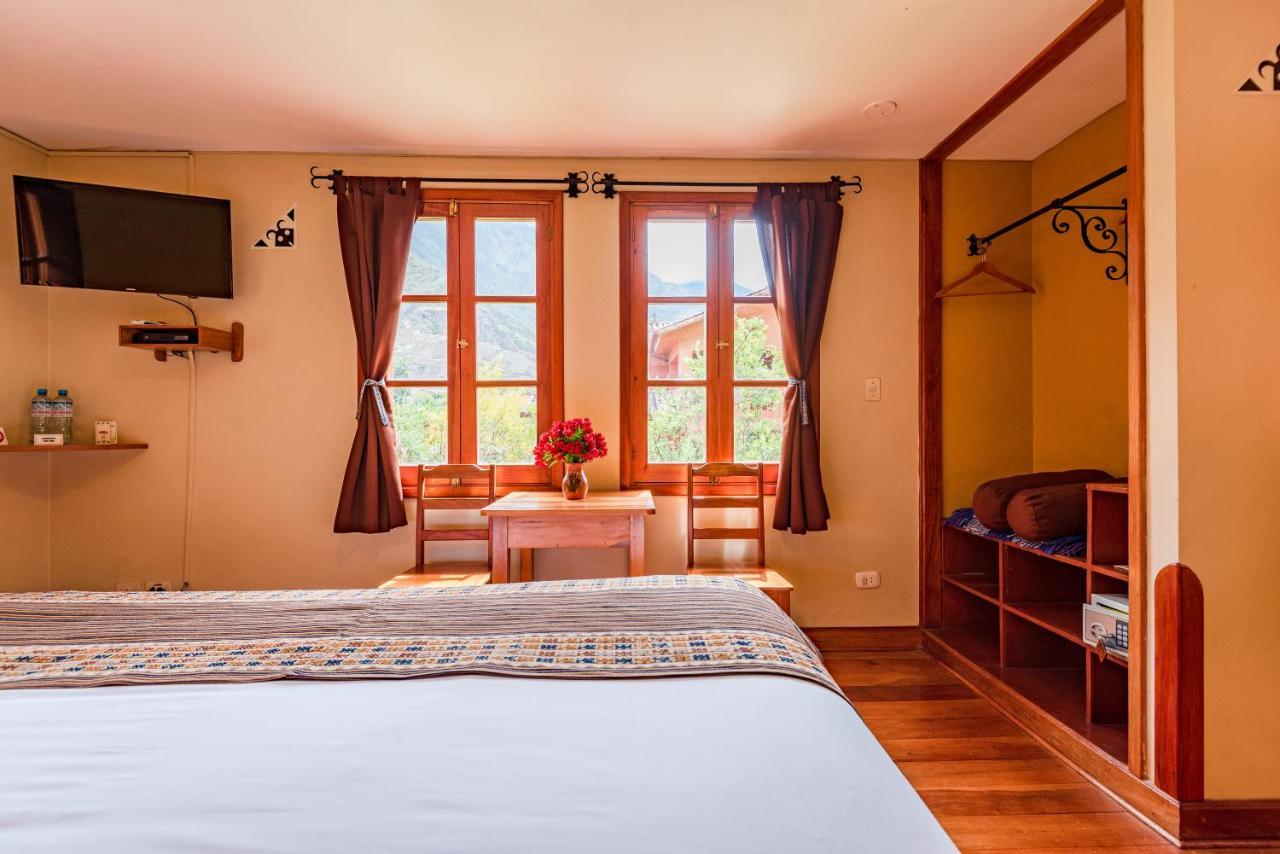 Hotel Pakaritampu Ollantaytambo Buitenkant foto