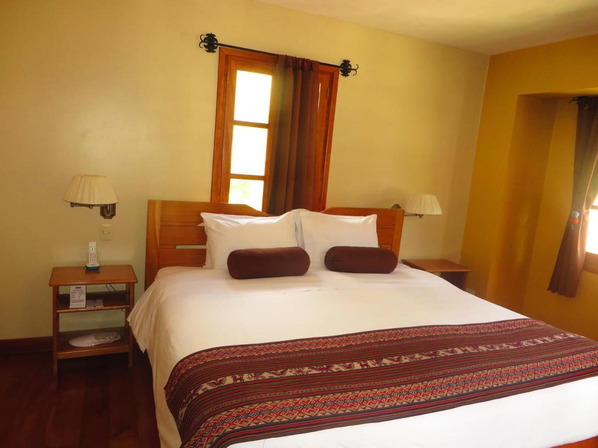 Hotel Pakaritampu Ollantaytambo Buitenkant foto